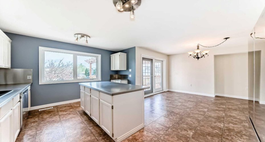 26 Green Meadow Drive, Strathmore, Alberta T1P 1H3, 5 Bedrooms Bedrooms, ,3 BathroomsBathrooms,Residential,For Sale,Green Meadow,A2312493