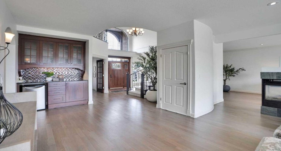 378 Patterson Boulevard, Calgary, Alberta T3H 3N6, 5 Bedrooms Bedrooms, ,5 BathroomsBathrooms,Residential,For Sale,Patterson,A2313238