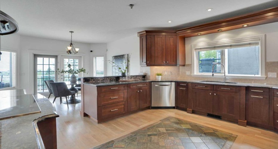 378 Patterson Boulevard, Calgary, Alberta T3H 3N6, 5 Bedrooms Bedrooms, ,5 BathroomsBathrooms,Residential,For Sale,Patterson,A2313238