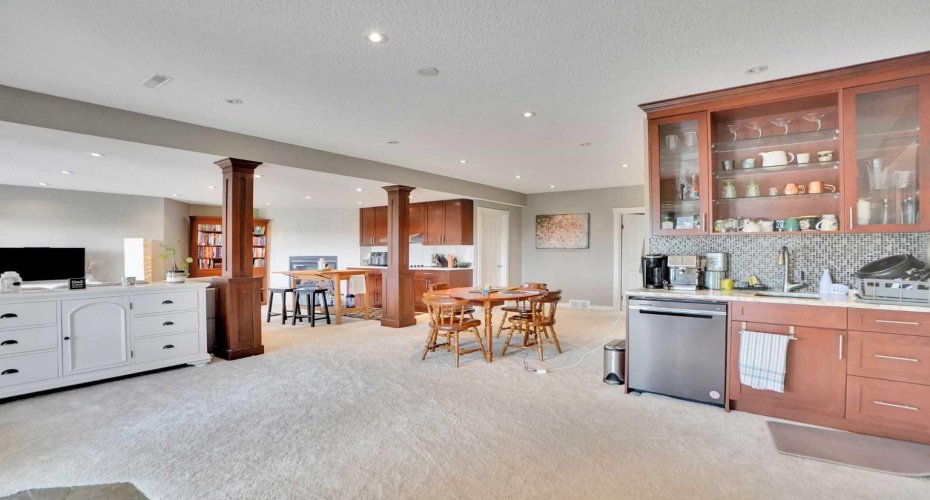 378 Patterson Boulevard, Calgary, Alberta T3H 3N6, 5 Bedrooms Bedrooms, ,5 BathroomsBathrooms,Residential,For Sale,Patterson,A2313238