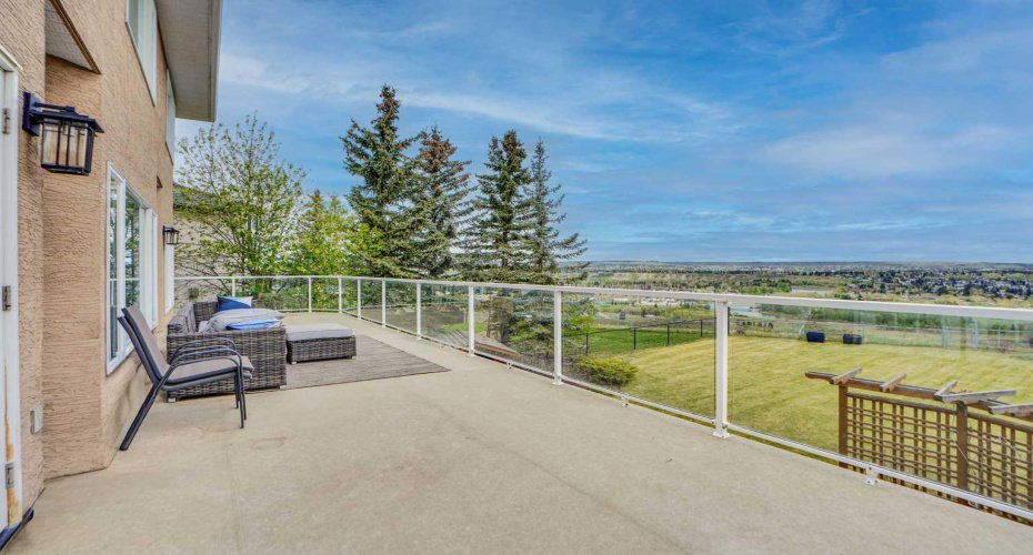 378 Patterson Boulevard, Calgary, Alberta T3H 3N6, 5 Bedrooms Bedrooms, ,5 BathroomsBathrooms,Residential,For Sale,Patterson,A2313238