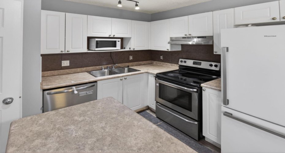 108 Kodiak Crescent, Fort McMurray, Alberta T9K 2L8, 4 Bedrooms Bedrooms, ,3 BathroomsBathrooms,Residential,For Sale,Kodiak,A2314156