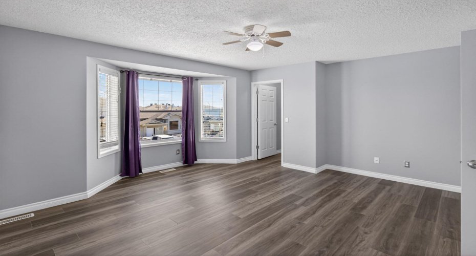 108 Kodiak Crescent, Fort McMurray, Alberta T9K 2L8, 4 Bedrooms Bedrooms, ,3 BathroomsBathrooms,Residential,For Sale,Kodiak,A2314156