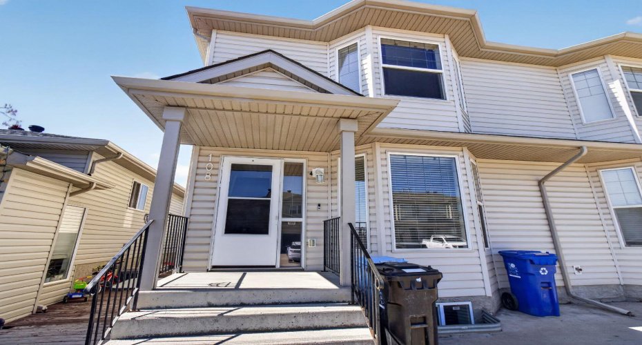 108 Kodiak Crescent, Fort McMurray, Alberta T9K 2L8, 4 Bedrooms Bedrooms, ,3 BathroomsBathrooms,Residential,For Sale,Kodiak,A2314156