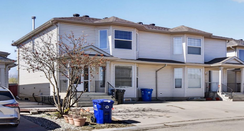 108 Kodiak Crescent, Fort McMurray, Alberta T9K 2L8, 4 Bedrooms Bedrooms, ,3 BathroomsBathrooms,Residential,For Sale,Kodiak,A2314156