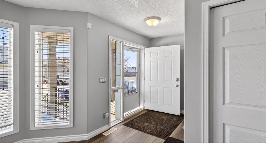108 Kodiak Crescent, Fort McMurray, Alberta T9K 2L8, 4 Bedrooms Bedrooms, ,3 BathroomsBathrooms,Residential,For Sale,Kodiak,A2314156