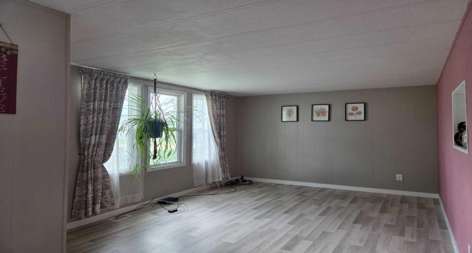 205 5 Avenue, Champion, Alberta T0L 0R0, 3 Bedrooms Bedrooms, ,1 BathroomBathrooms,Residential,For Sale,5,A2315483