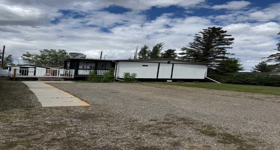 205 5 Avenue, Champion, Alberta T0L 0R0, 3 Bedrooms Bedrooms, ,1 BathroomBathrooms,Residential,For Sale,5,A2315483