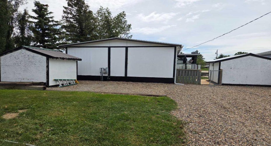 205 5 Avenue, Champion, Alberta T0L 0R0, 3 Bedrooms Bedrooms, ,1 BathroomBathrooms,Residential,For Sale,5,A2315483