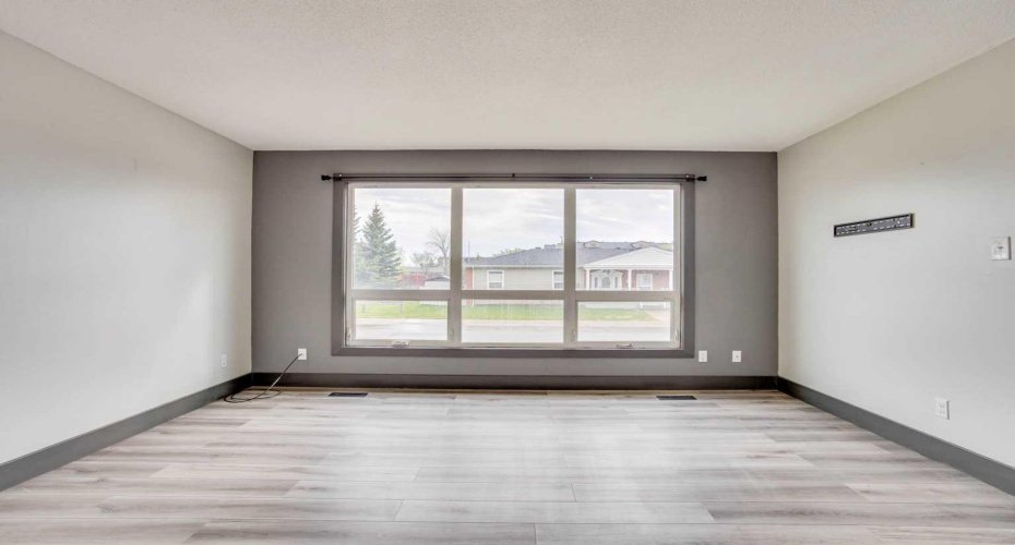 108 Caldwell Crescent, Fort McMurray, Alberta T9K1G2, 5 Bedrooms Bedrooms, ,2 BathroomsBathrooms,Residential,For Sale,Caldwell,A2315627