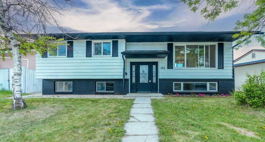 172 Pinewind Road, Calgary, Alberta T1y2g9, 5 Bedrooms Bedrooms, ,3 BathroomsBathrooms,Residential,For Sale,Pinewind,A2316074