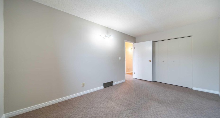 5119 30 Avenue, Calgary, Alberta T3E 6R2, 3 Bedrooms Bedrooms, ,2 BathroomsBathrooms,Residential,For Sale,30,A2317742