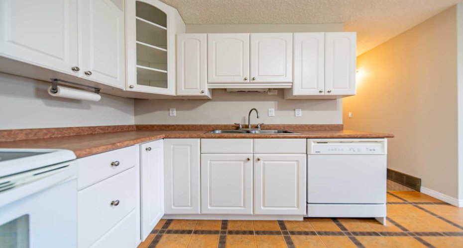 5119 30 Avenue, Calgary, Alberta T3E 6R2, 3 Bedrooms Bedrooms, ,2 BathroomsBathrooms,Residential,For Sale,30,A2317742