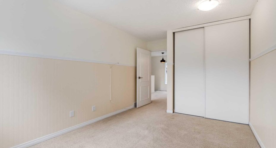103 Grier Terrace, Calgary, Alberta T2K 5Y6, 2 Bedrooms Bedrooms, ,1 BathroomBathrooms,Residential,For Sale,Grier,A2318561