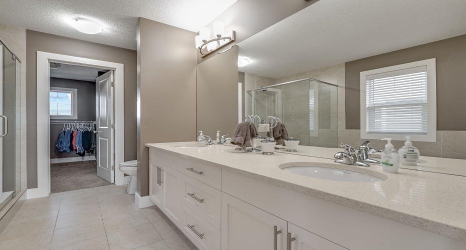 198 Mahogany Passage, Calgary, Alberta T3M 2J7, 4 Bedrooms Bedrooms, ,3 BathroomsBathrooms,Residential,For Sale,Mahogany,A2324628