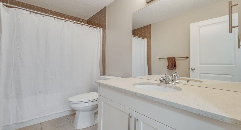 198 Mahogany Passage, Calgary, Alberta T3M 2J7, 4 Bedrooms Bedrooms, ,3 BathroomsBathrooms,Residential,For Sale,Mahogany,A2324628