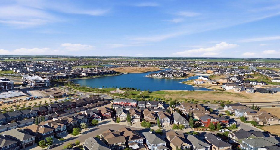 198 Mahogany Passage, Calgary, Alberta T3M 2J7, 4 Bedrooms Bedrooms, ,3 BathroomsBathrooms,Residential,For Sale,Mahogany,A2324628