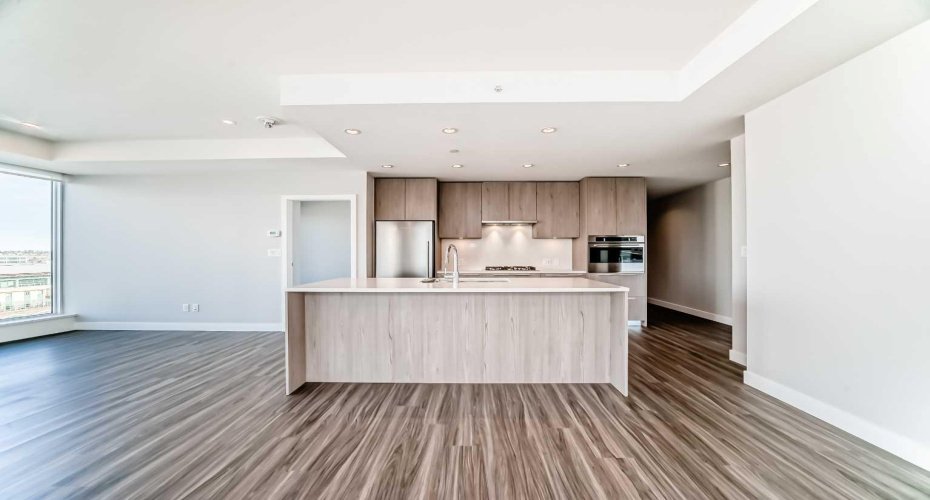 530 3 Street, Calgary, Alberta T2G2L8, 2 Bedrooms Bedrooms, ,2 BathroomsBathrooms,Residential,For Sale,3,A2324655