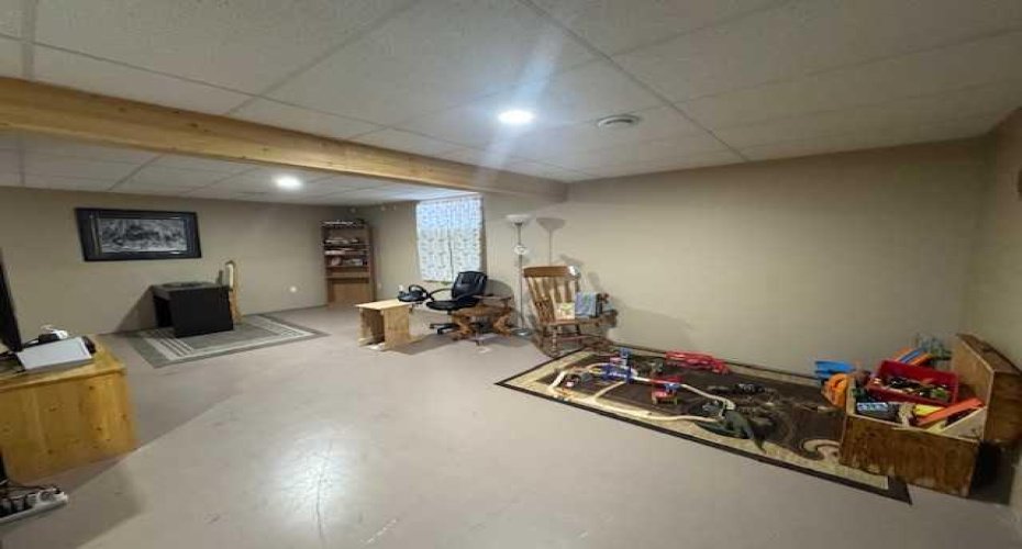 6336 15 Avenue, Edson, Alberta T7E 1S3, 5 Bedrooms Bedrooms, ,3 BathroomsBathrooms,Residential,For Sale,15,A2324735