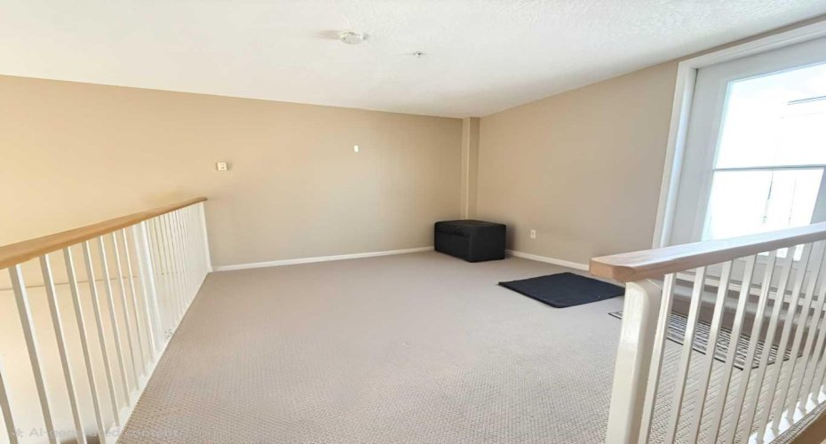 9810 94 Street, Peace River, Alberta T8S1J2, 2 Bedrooms Bedrooms, ,2 BathroomsBathrooms,Residential,For Sale,94,A2324745