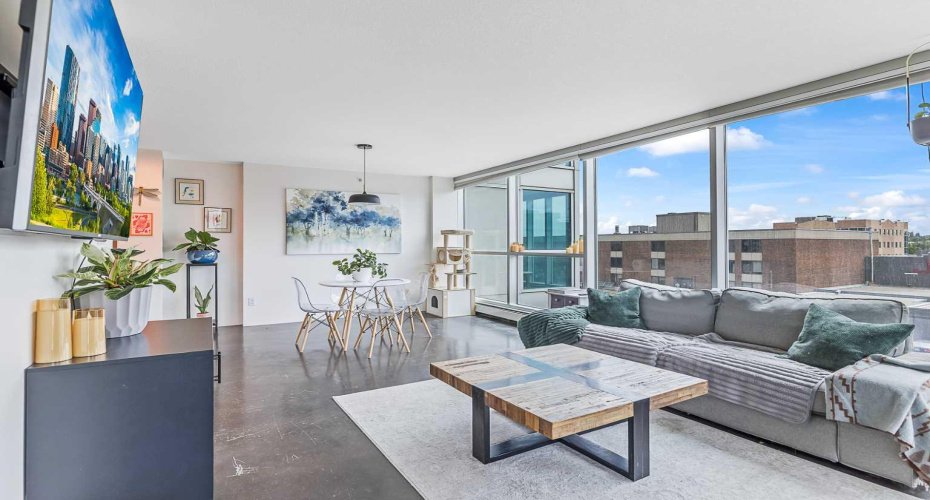Living & Dining Space