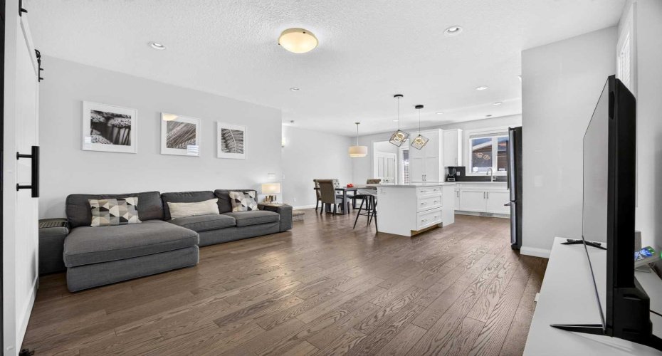 30 Evanscrest Rise, Calgary, Alberta T3P 0R7, 4 Bedrooms Bedrooms, ,4 BathroomsBathrooms,Residential,For Sale,Evanscrest,A2324777