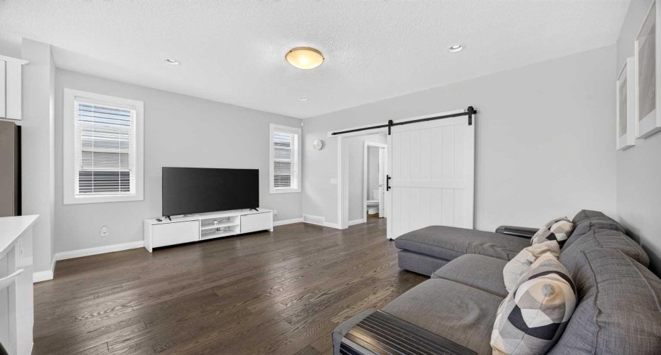 30 Evanscrest Rise, Calgary, Alberta T3P 0R7, 4 Bedrooms Bedrooms, ,4 BathroomsBathrooms,Residential,For Sale,Evanscrest,A2324777