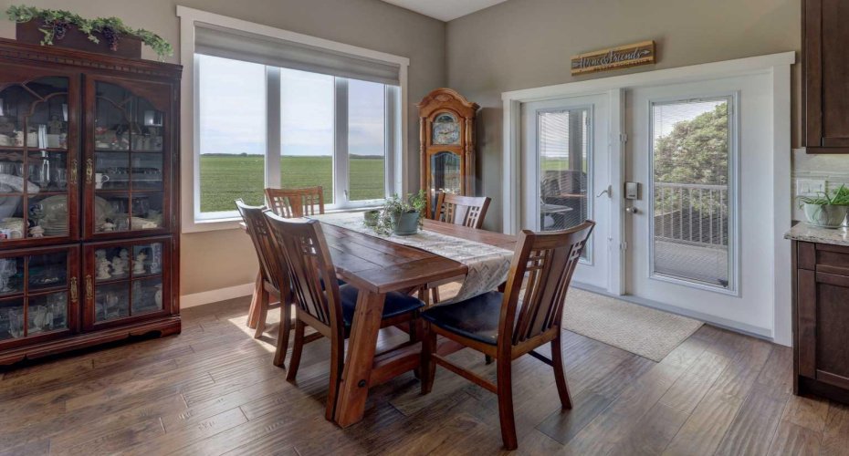 705 West Highland Link, Carstairs, Alberta T0M0N0, 3 Bedrooms Bedrooms, ,3 BathroomsBathrooms,Residential,For Sale,West Highland,A2324784