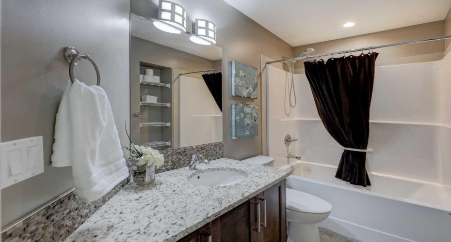 705 West Highland Link, Carstairs, Alberta T0M0N0, 3 Bedrooms Bedrooms, ,3 BathroomsBathrooms,Residential,For Sale,West Highland,A2324784