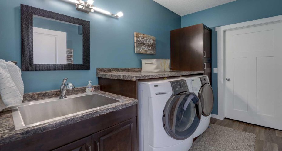 705 West Highland Link, Carstairs, Alberta T0M0N0, 3 Bedrooms Bedrooms, ,3 BathroomsBathrooms,Residential,For Sale,West Highland,A2324784
