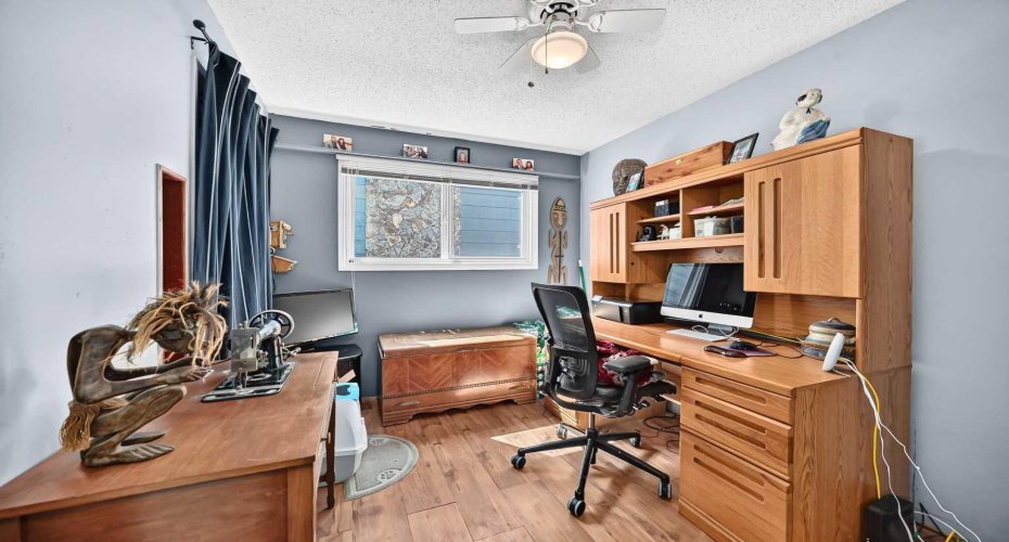 325 Flett Drive, Airdrie, Alberta T4B 1N1, 3 Bedrooms Bedrooms, ,3 BathroomsBathrooms,Residential,For Sale,Flett,A2324796