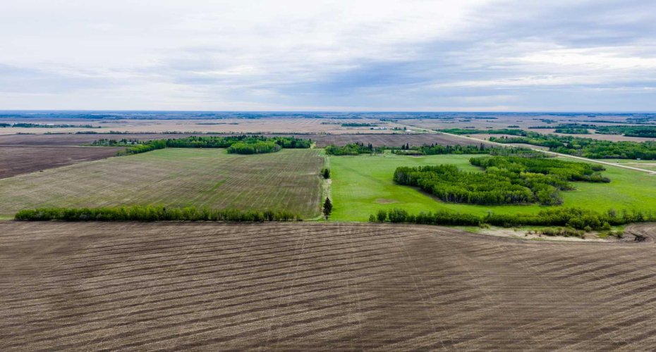 SE-8-80-8-W6, Rural Saddle Hills County, Alberta T0H 0H0, ,Land,For Sale,SE-8-80-8-W6,A2324809