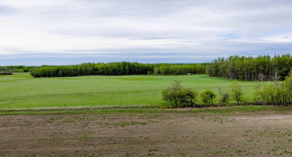 SE-8-80-8-W6, Rural Saddle Hills County, Alberta T0H 0H0, ,Land,For Sale,SE-8-80-8-W6,A2324809