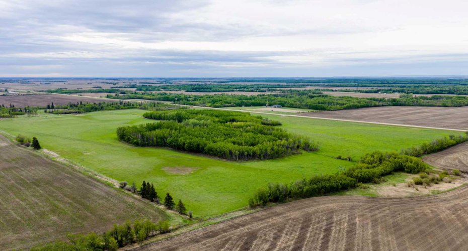 SE-8-80-8-W6, Rural Saddle Hills County, Alberta T0H 0H0, ,Land,For Sale,SE-8-80-8-W6,A2324809