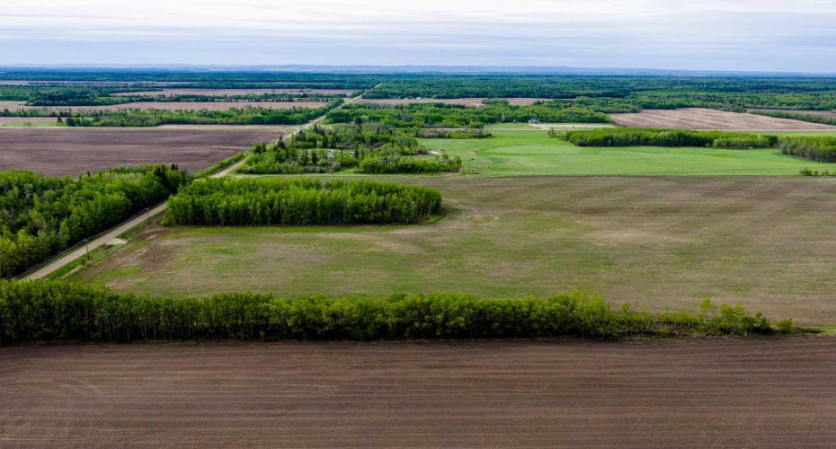 SE-8-80-8-W6, Rural Saddle Hills County, Alberta T0H 0H0, ,Land,For Sale,SE-8-80-8-W6,A2324809