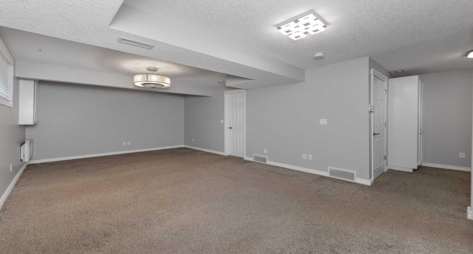 147 Sagewood Grove, Airdrie, Alberta T4B 3B2, 4 Bedrooms Bedrooms, ,2 BathroomsBathrooms,Residential,For Sale,Sagewood,A2324816