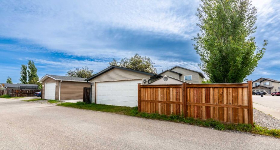 147 Sagewood Grove, Airdrie, Alberta T4B 3B2, 4 Bedrooms Bedrooms, ,2 BathroomsBathrooms,Residential,For Sale,Sagewood,A2324816