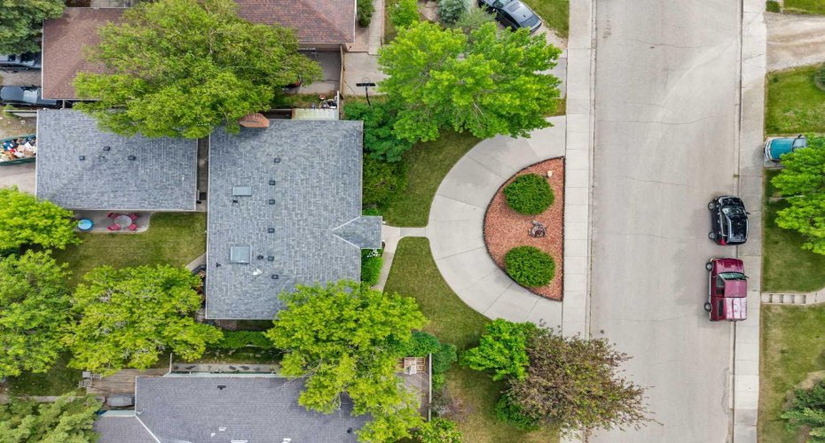 1908 Green Ridge Road, Calgary, Alberta T3E 4B1, 4 Bedrooms Bedrooms, ,2 BathroomsBathrooms,Residential,For Sale,Green Ridge,A2324821