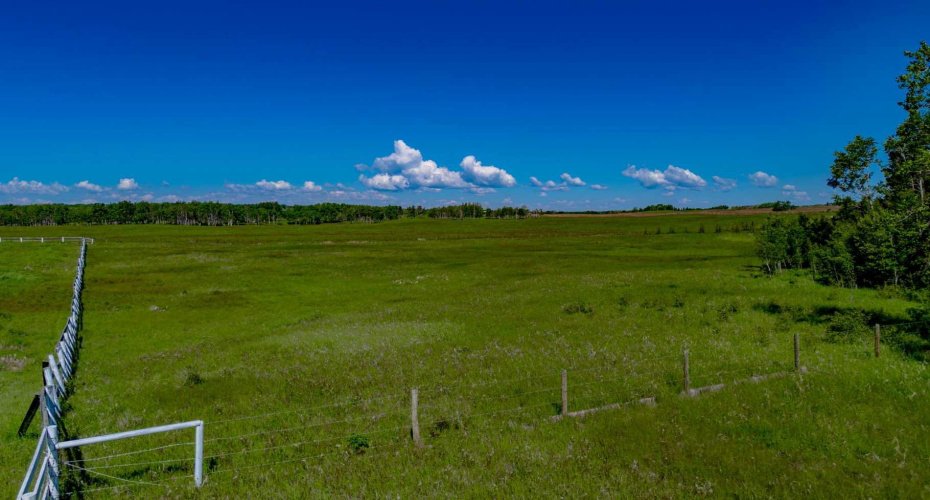 32103 Badger Road, Rural Rocky View County, Alberta T4C 1A2, ,Land,For Sale,Badger,A2324830