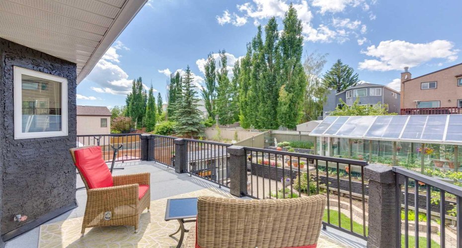 41 Sidon Crescent, Calgary, Alberta T3H2B5, 4 Bedrooms Bedrooms, ,4 BathroomsBathrooms,Residential,For Sale,Sidon,A2324838