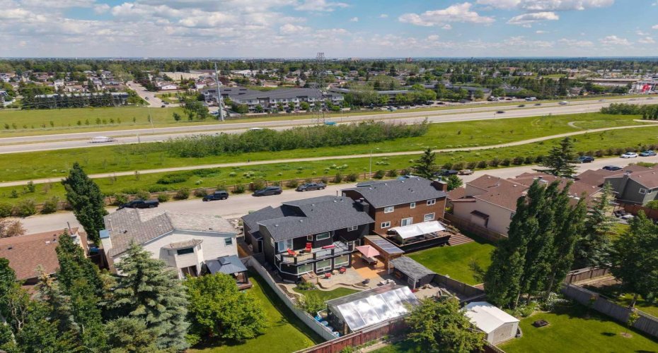 41 Sidon Crescent, Calgary, Alberta T3H2B5, 4 Bedrooms Bedrooms, ,4 BathroomsBathrooms,Residential,For Sale,Sidon,A2324838