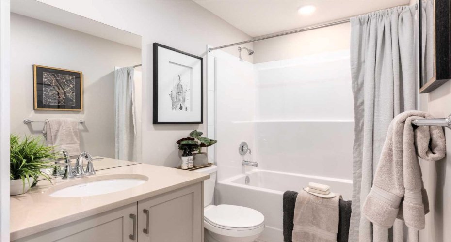 PLEASE NOTE: Photos are of a SHOWHOME of the same model – fit and finish may differ. Interior selections and floorplans shown in photos.