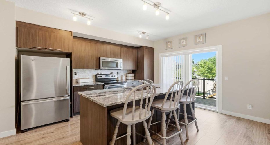 300 Marina Drive, Chestermere, Alberta T1X 0P6, 2 Bedrooms Bedrooms, ,2 BathroomsBathrooms,Residential,For Sale,Marina,A2324862
