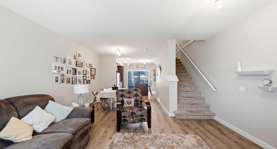 300 Marina Drive, Chestermere, Alberta T1X 0P6, 2 Bedrooms Bedrooms, ,2 BathroomsBathrooms,Residential,For Sale,Marina,A2324862