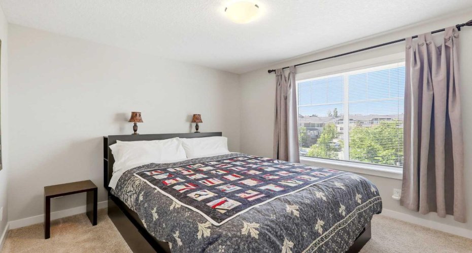 300 Marina Drive, Chestermere, Alberta T1X 0P6, 2 Bedrooms Bedrooms, ,2 BathroomsBathrooms,Residential,For Sale,Marina,A2324862