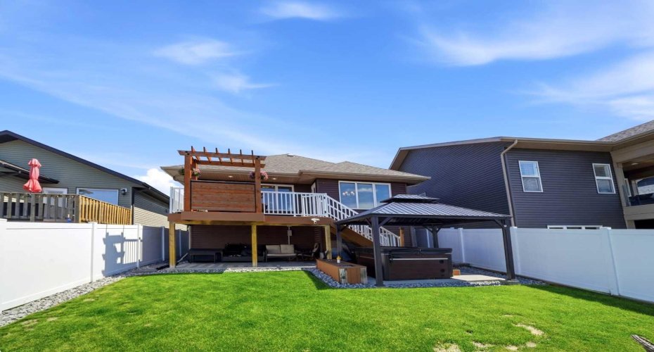 262 Viscount Drive, Red Deer, Alberta T4R 0M7, 4 Bedrooms Bedrooms, ,2 BathroomsBathrooms,Residential,For Sale,Viscount,A2324865