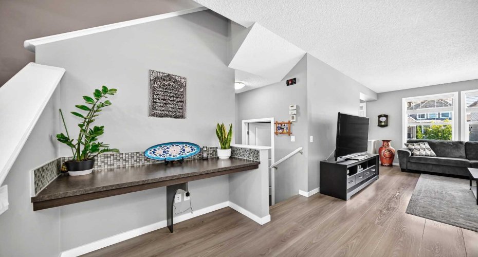 4016 New Brighton Grove, Calgary, Alberta T2Z 1G4, 3 Bedrooms Bedrooms, ,3 BathroomsBathrooms,Residential,For Sale,New Brighton,A2324880
