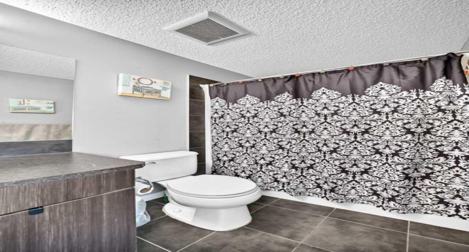 4016 New Brighton Grove, Calgary, Alberta T2Z 1G4, 3 Bedrooms Bedrooms, ,3 BathroomsBathrooms,Residential,For Sale,New Brighton,A2324880