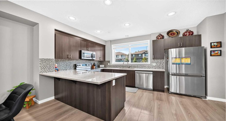 4016 New Brighton Grove, Calgary, Alberta T2Z 1G4, 3 Bedrooms Bedrooms, ,3 BathroomsBathrooms,Residential,For Sale,New Brighton,A2324880