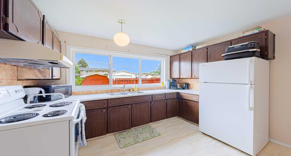 5412 14 Avenue, Calgary, Alberta T2A 0L3, 2 Bedrooms Bedrooms, ,2 BathroomsBathrooms,Residential,For Sale,14,A2324889